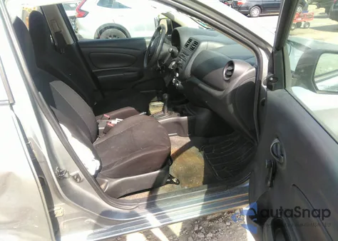 2014 Nissan Versa 1.6 S из США, поврежденный, VIN 3N1CN7AP3EL801277